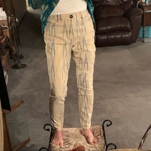 Loft jeans Size 26/2T. Multicolor. SUMMER SALE!